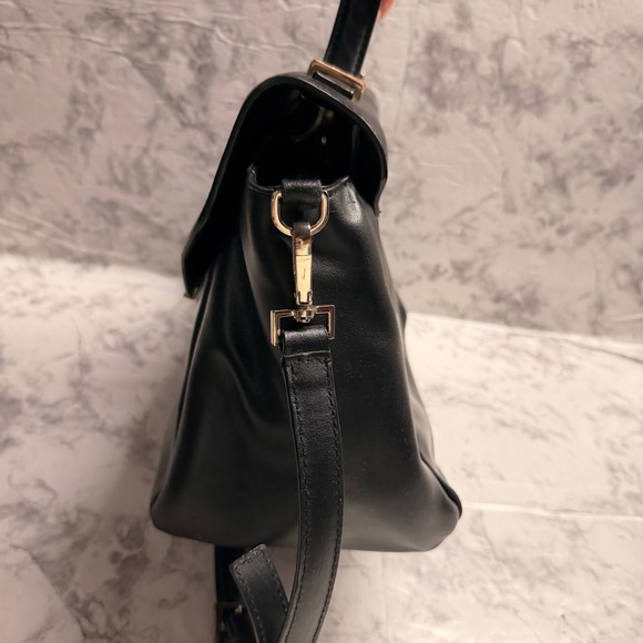 Gold Kate Spade Satchel Sale Kate Spade Black Leather Satchel With Gold Logo